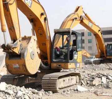 مقاول تكسير