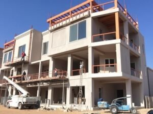 مقاولات عامة - أعمال بناء وتشييد لمبنى سكني