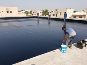 عملية عزل أسطح في الكويت باستخدام مواد عالية الجودة